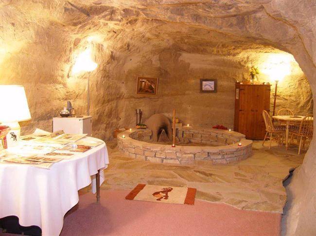 هتل درون غار در تونس