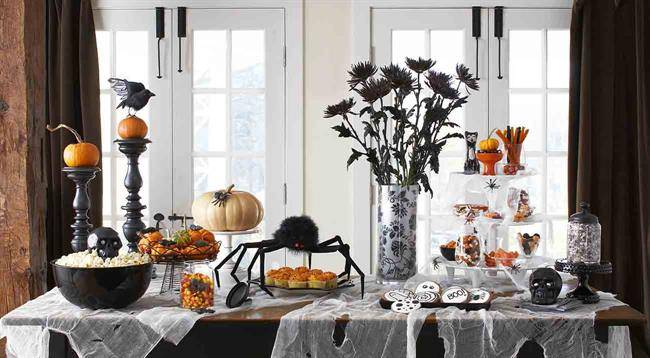 ایده‌هایی جالب برای تزیین میز غذای جشن هالووین