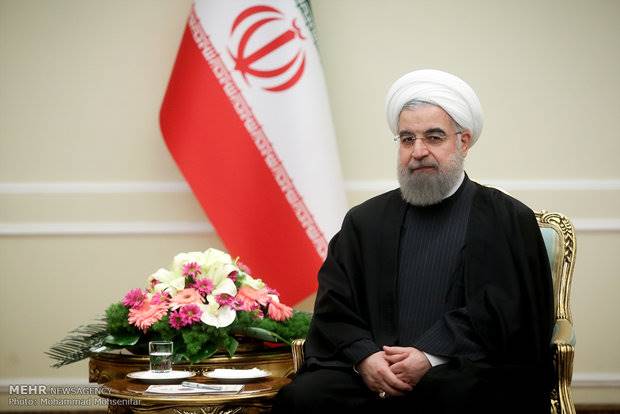 رئیس جمهور از مناطق زلزله زده کوهبنان بازدید می کند
