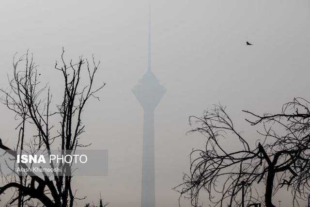 ویدئو / تهران؛ ایستاده در غبار