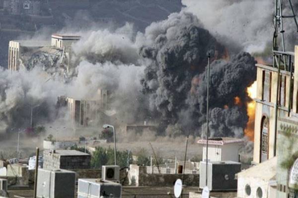 خانواده 9 نفره یمنی قربانی حملات هوایی سعودی ها شدند