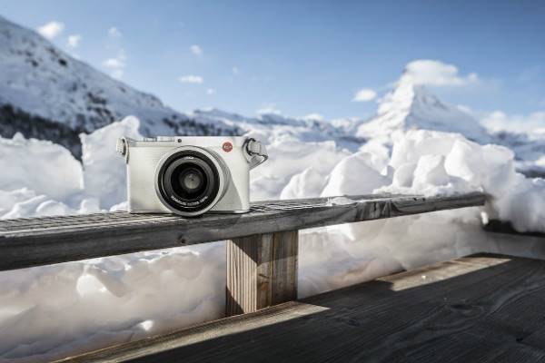 مدل محدود و سفیدرنگ دوربین Leica Q به مناسبت المپیک زمستانی 2018 معرفی شد