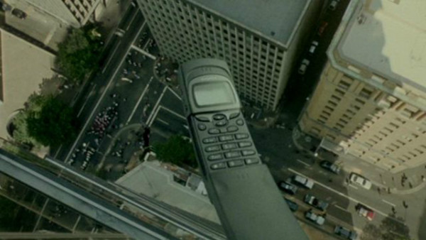 کمپانی HMD Global از ورژن مدرن موبایل خاطره انگیز نوکیا 8110 رونمایی کرد