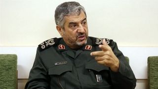 فرمانده کل سپاه: کشور دستاوردهای بسیاری دارد اما در برخی موارد باید شرم کنیم که کم کاری شده