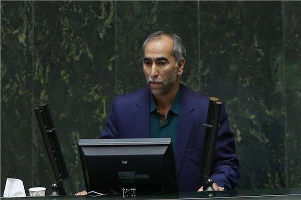 موضوع افزایش تعداد نمایندگان در دستور کار مجلس قرار می گیرد
