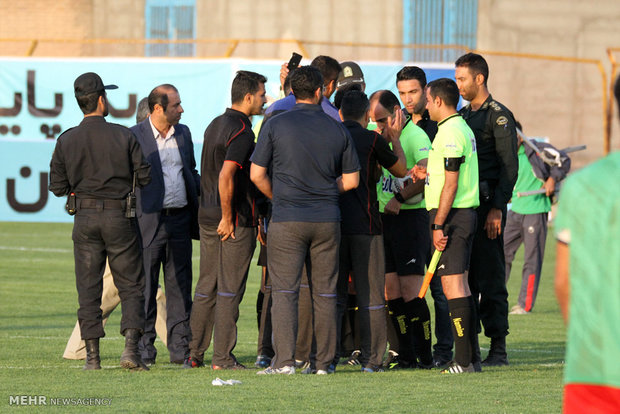 حاج ملک داور دیدار نیمه نهایی جام حذفی فوتبال شد