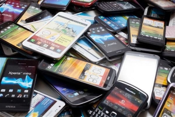 رونق بازار موبایل در آستانه نوروز/ رجیستری جلوی سرقت گوشی را گرفت