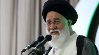 آیت الله علم الهدی: جشن برج میلاد تصادفی نبود؛ برگزارکنندگان آن، ستون پنجم دشمن بودند/ می‌خواستند نشان دهند که الگوی جامعه «سوفیا لورن» است