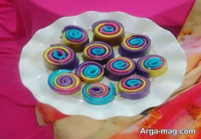 طرز تهیه ژله رولی با بستنی با روشی ساده 