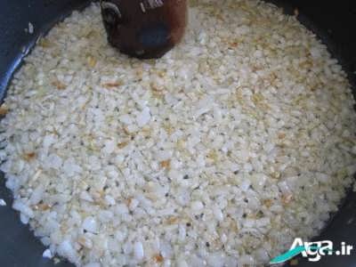 سرخ کردن پیاز