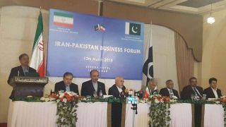 ظریف: ایران برای افزایش همه جانبه مناسبات با پاکستان وارد عرصه شده است