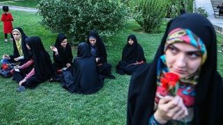 مساله فقط یک روسری است؟