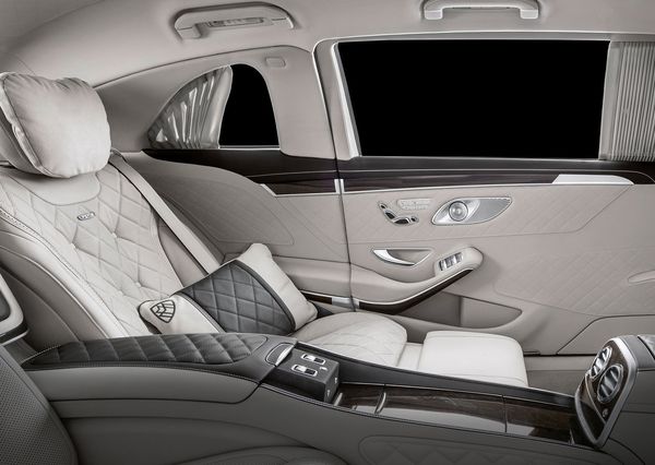 Mercedes-Benz-S650_Pullman_Maybach-2019 (6)