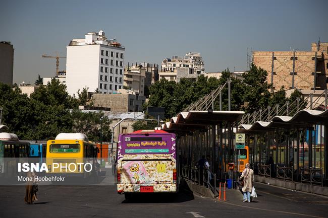 اتوبوس هنر به خیابان های شهر می آید
