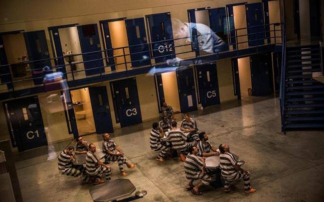 نوروز///حقوق بشر آمریکایی؛ از سرکوب خونین اقلیت‌ها تا شیوه‌های باورنکردنی شکنجه در زندان