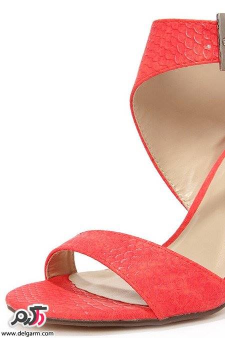مدل کفش زنانه با طرح و رنگ خاص