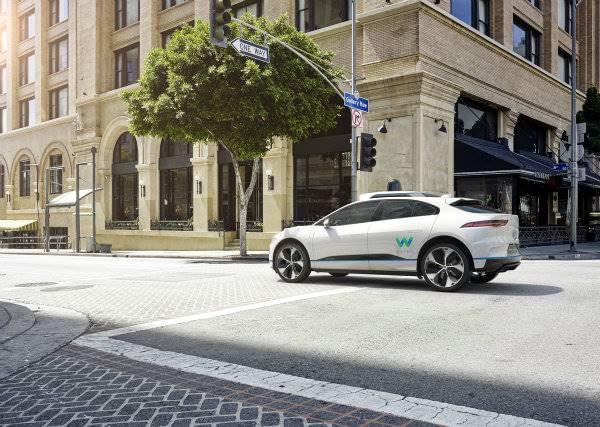 waymo-jaguar-autonomous-i-pace