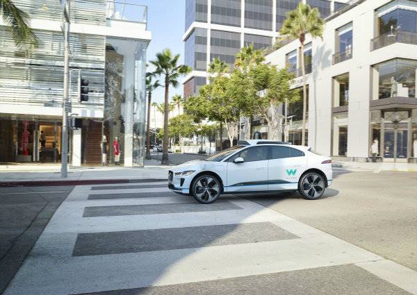 waymo-jaguar-autonomous-i-pace