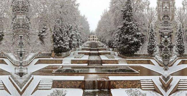 باغ شاهزاده کرمان باغ شاهزاده در زمستان
