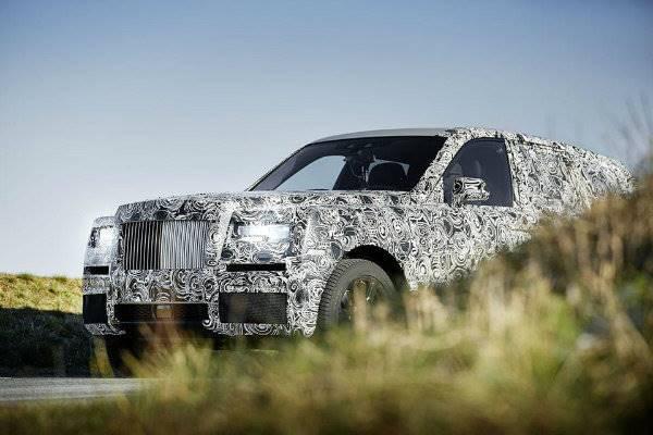 rolls-royce-cullinan 