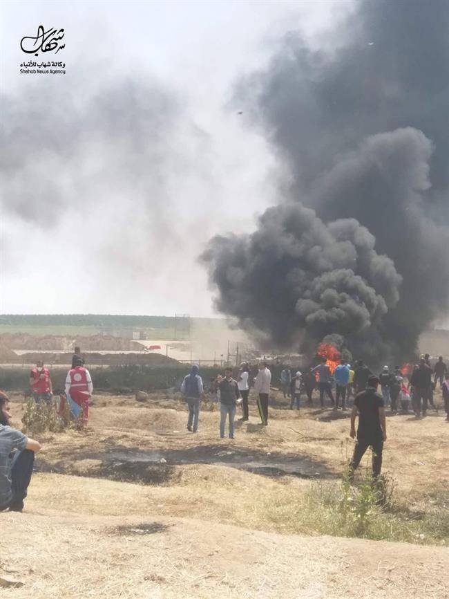 آغاز هفته دوم راهپیمایی بازگشت در فلسطین/تک‌تیراندازهای اسرائیل تظاهرکنندگان را هدف قرار می‌دهند/5 نفر زخمی شدند