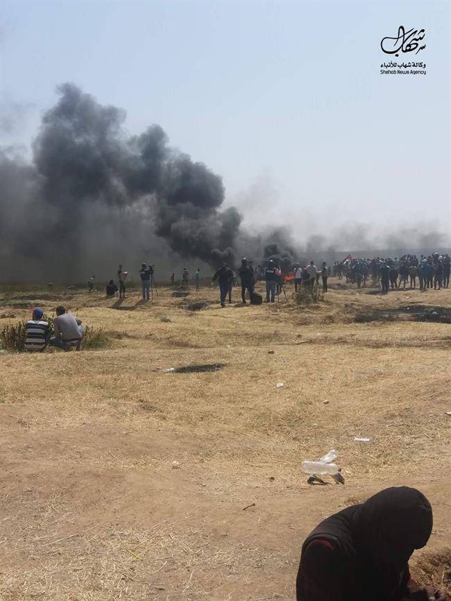 آغاز هفته دوم راهپیمایی بازگشت در فلسطین/تک‌تیراندازهای اسرائیل تظاهرکنندگان را هدف قرار می‌دهند/5 نفر زخمی شدند