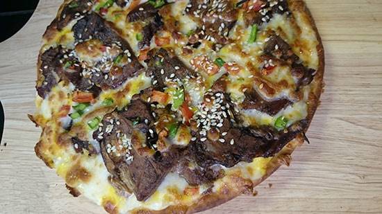 طرز تهیه پیتزا زبان