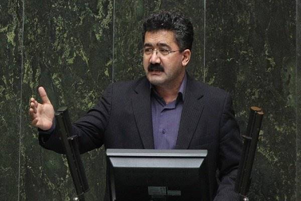 نرخ ارز افسار گسیخته باشد به تضعیف تولید ملی منجر می‌شود