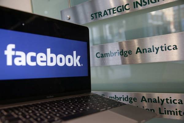 فیسبوک اطلاع رسانی به کاربران در مورد دسترسی کمبریج آنالیتیکا به داده ها را آغاز کرد