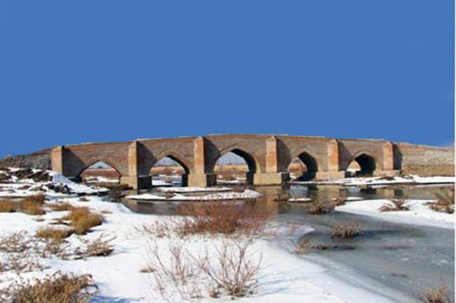 پل پنج چشمه در بناب 