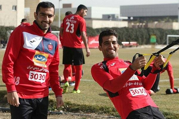 قرارداد هافبک مصدوم پرسپولیس تمدید شد