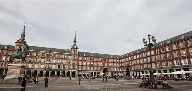 میدان مایور Plaza Mayor در شهر مادرید