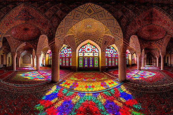 گرامیداشت روز شیراز