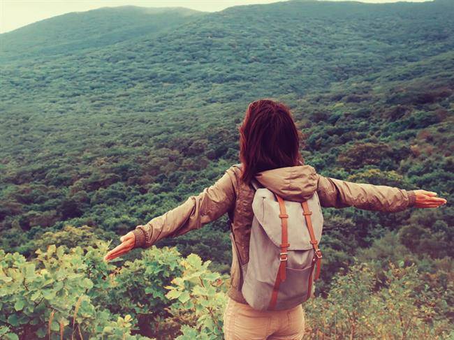 پنجاه دلیل برای دوست داشتن جهان / عاشق جهان هستم، چون ..