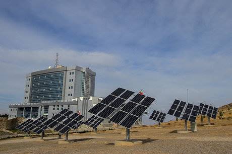 توسعه همکاری‌های 2 پژوهشگاه در حوزه تجدیدپذیرها/ایجاد آزمایشگاه مرجع تست تجهیزات خورشیدی درکشور