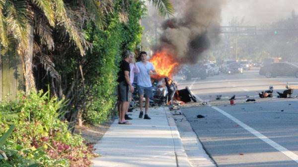 Tesla Model S Crash (2)