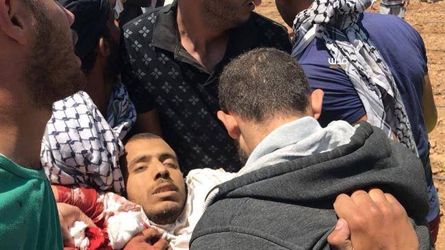 ده‌ها هزار فلسطینی در مرزهای غزه تجمع کردند/یورش نظامیان صهیونیستی به صفوف تظاهرات کنندگان/شمار شهدای تظاهرات گسترده فلسطینیان علیه رژیم صیونیستی به 2 رسید/بیش از 147 نفر تاکنون نیز مجروح شدند