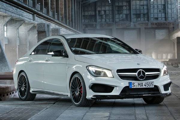 Mercedes AMG CLA45