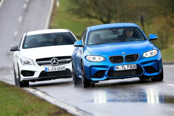 Mercedes-CLA-45-AMG-vs-BMW-M2-8