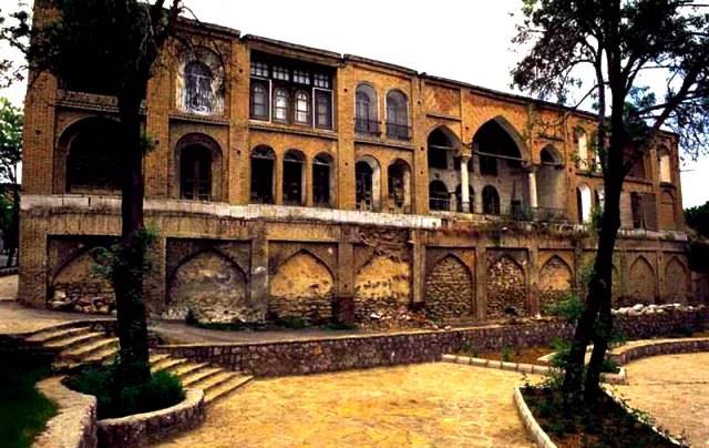 عمارت تاریخی مشیر دیوان