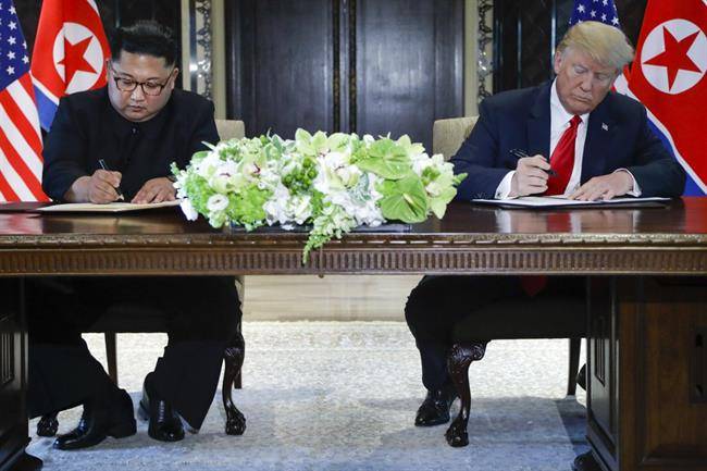 امضای توافق میان ترامپ و کیم جونگ اون