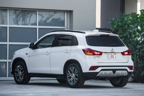 Mitsubishi Outlander Sport - $20,395