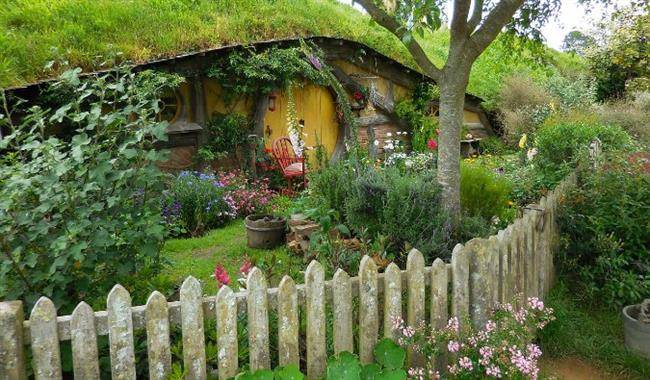 از هابیتان Hobbiton دیدن کنید