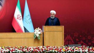 روحانی:امروز اقتصاد ایران نیاز به یک حرکت جدی دارد/قضات اجازه ندهند سیاه‌نمایی‌ها، مردم را از آینده ناامید کند/هیچ کمبودی در زمینه کالاها یا ارز نداریم، پس چرا نگرانی وجود دارد؟