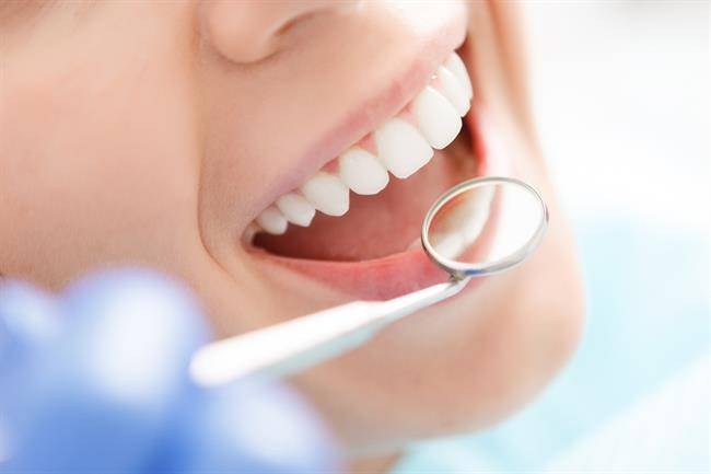 چرا باید بهداشت دهان و دندان را جدی بگیریم