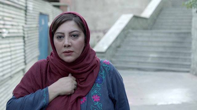 زن بازیگر ایراتی: سرباز پدرم هستم