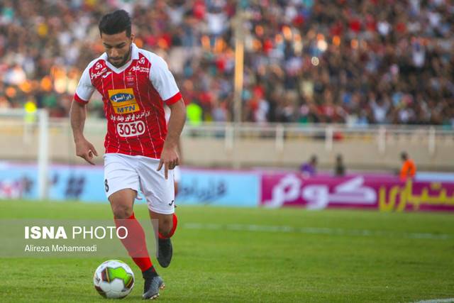 نعمتی یکسال دیگر با پرسپولیس تمدید کرد