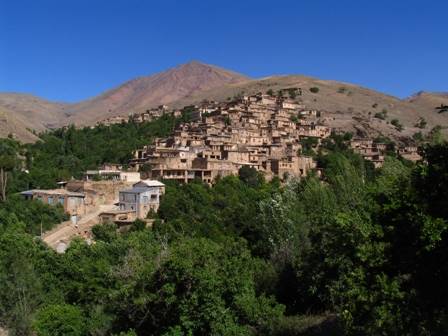 جاهای دیدنی نیشابور در تابستان