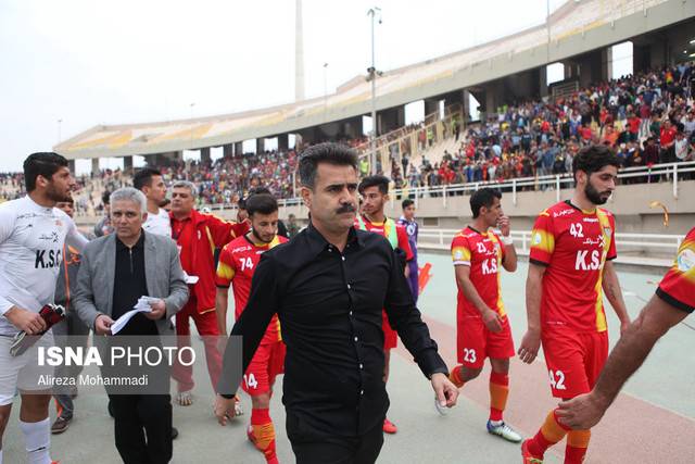 پورموسوی: یک مربی بومی به کادر فولاد اضافه می شود/ در انتخاب مربیان پایه باشگاه دخالتی نداشتم