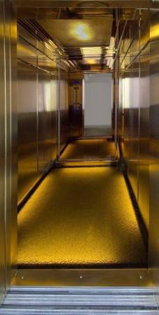 تصویر بازسازی دکور آسانسور